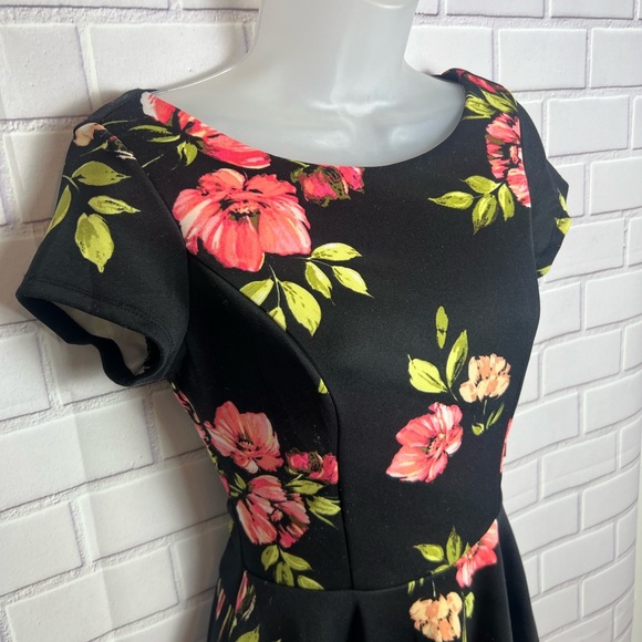 TRIXXI Black and Pink Fit and Flare Mini Dress with Bateau Neckline/size S - Picture 8 of 14